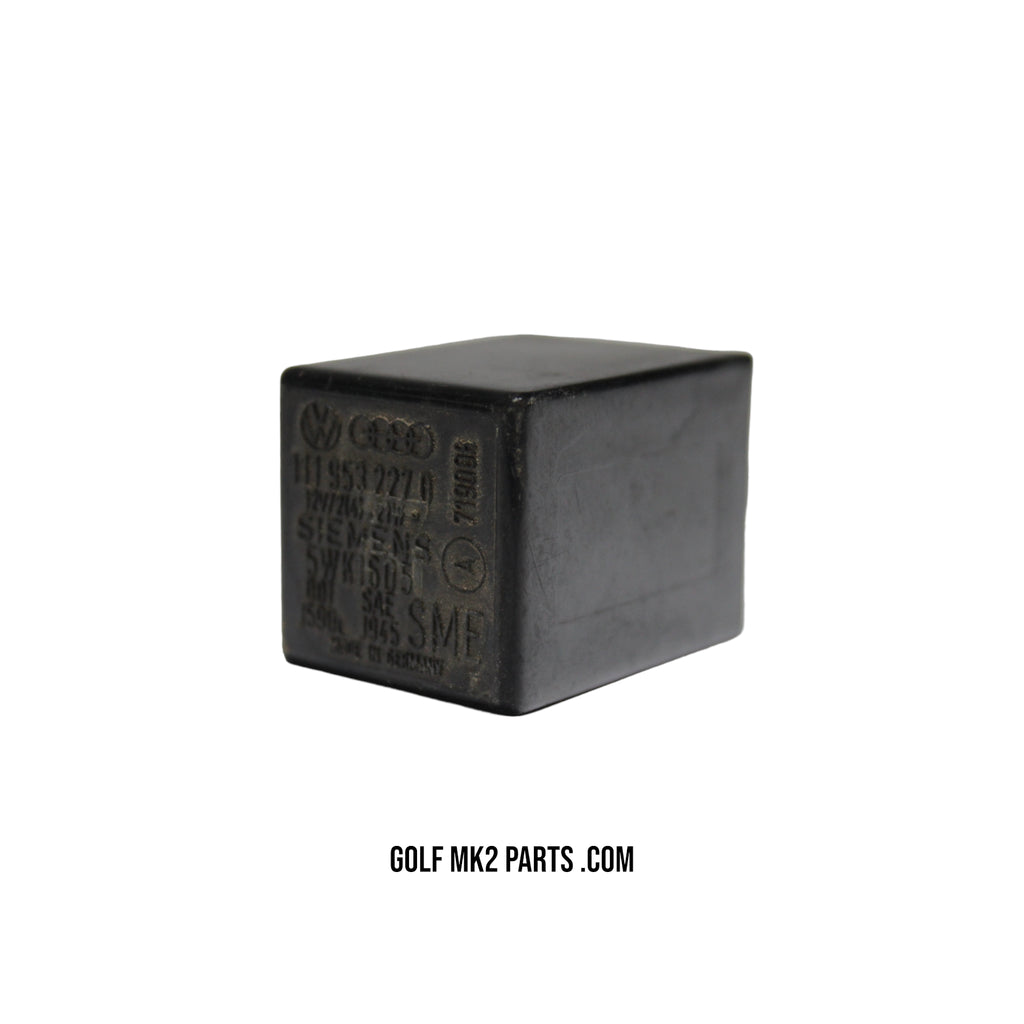 Relay 111 953 227 0