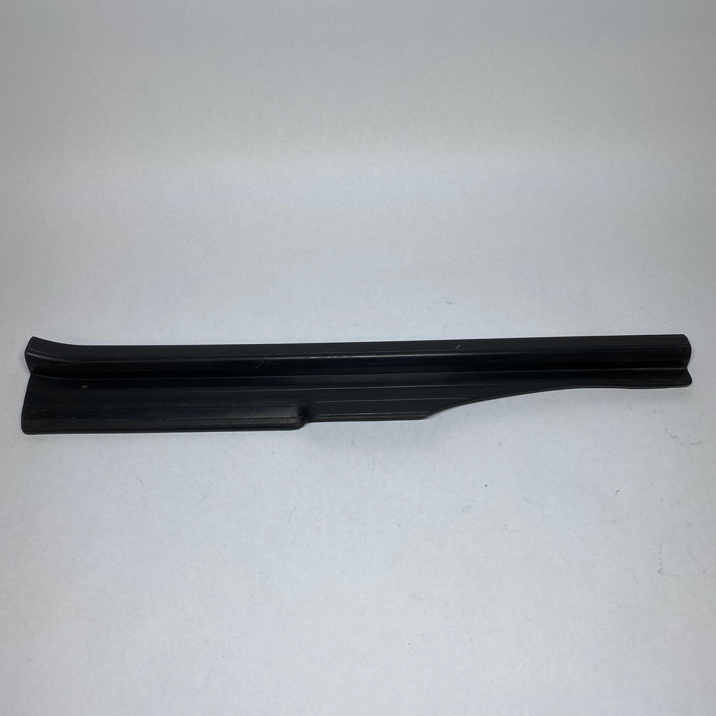 Interior seal trim 5 door (rear right)